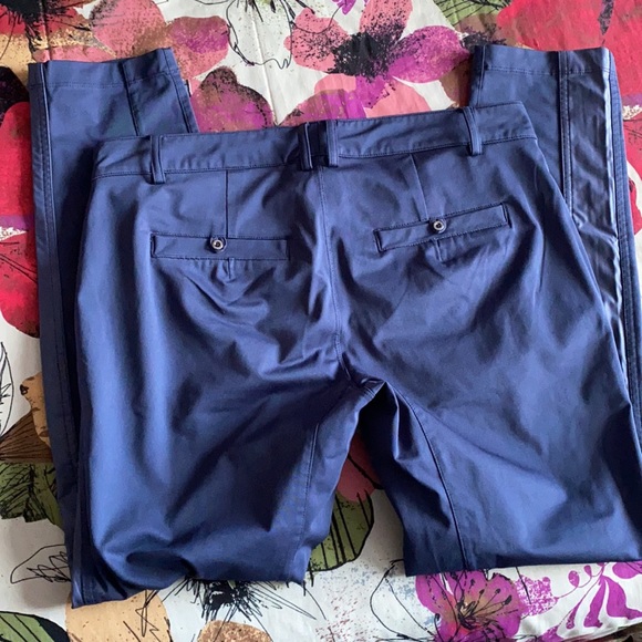 Lululemon Here To There Pant - Picture 7 of 11